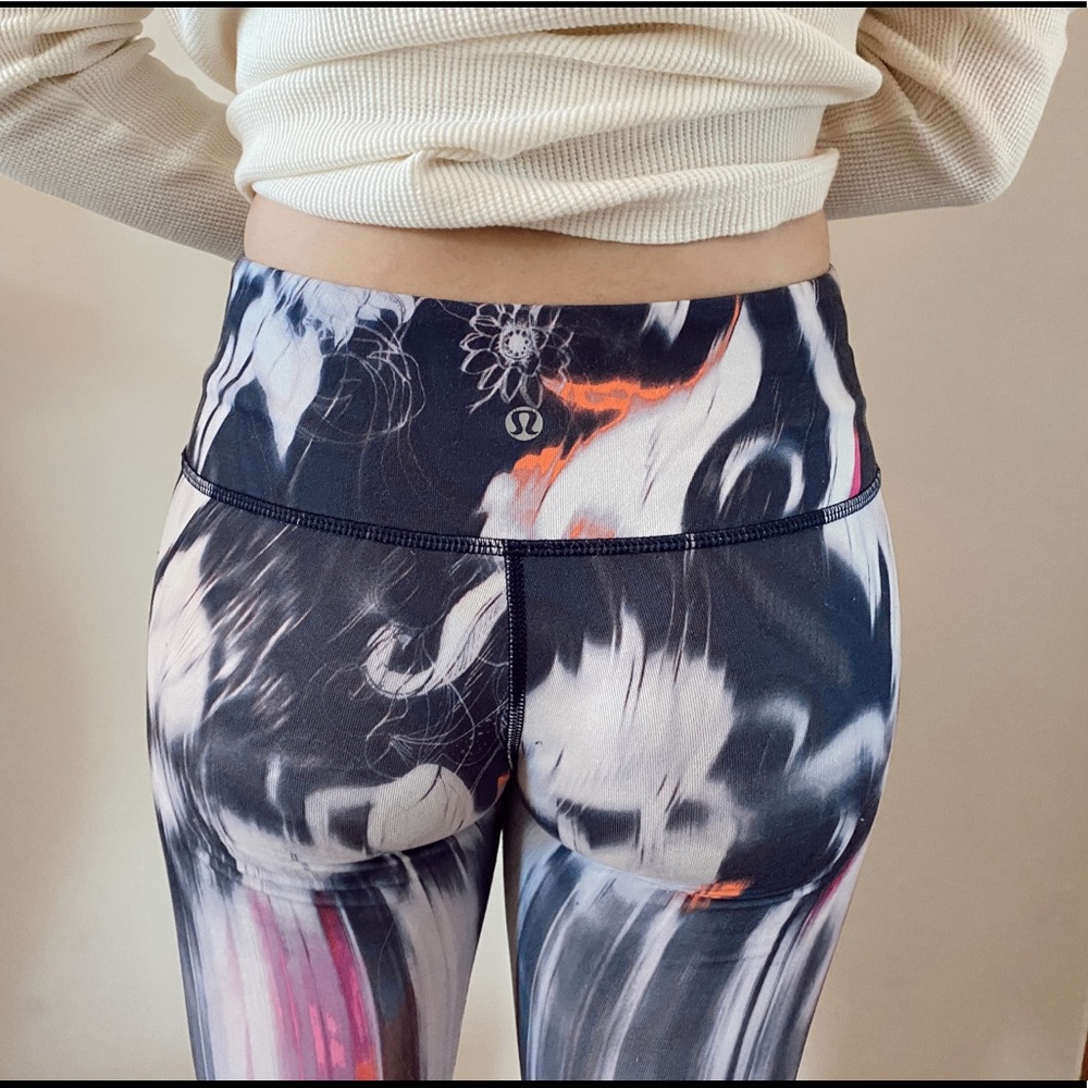 Lulu lemon leggings! - Picture 1 of 3